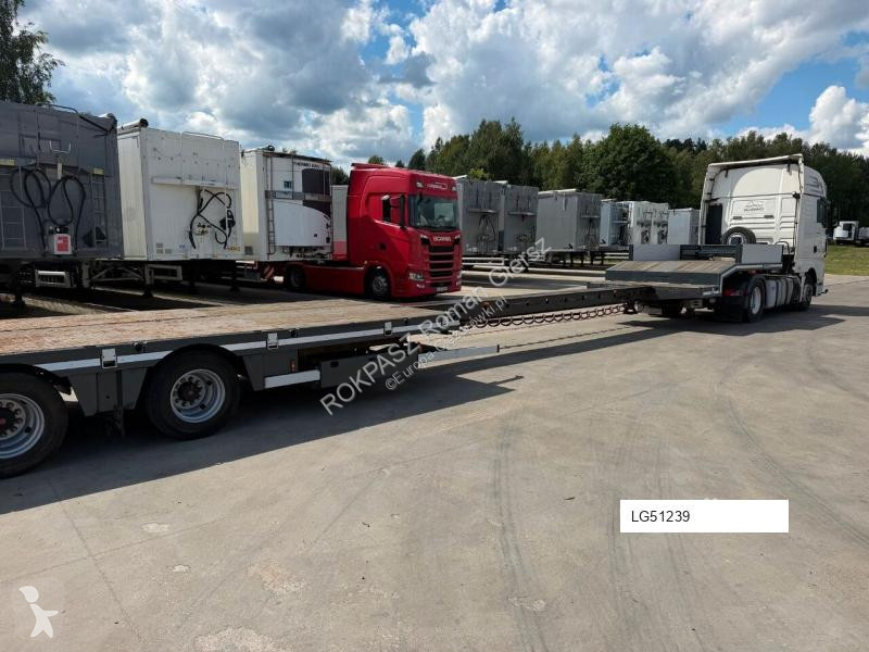 Náves na prepravu strojov Nooteboom Low Loader...