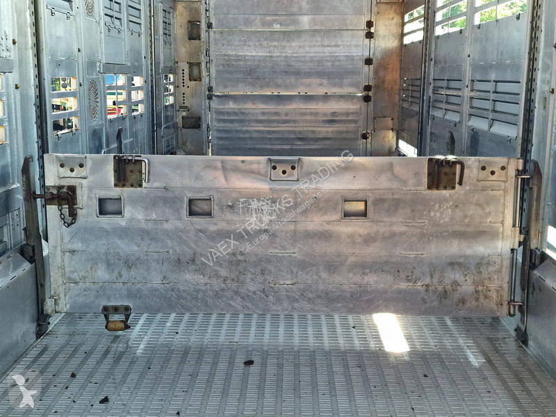 نصف مقطورة Finkl SAV35 - 3/3 deck livestock -...