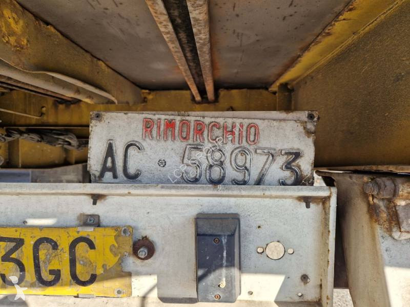 نصف مقطورة Krone SDP27