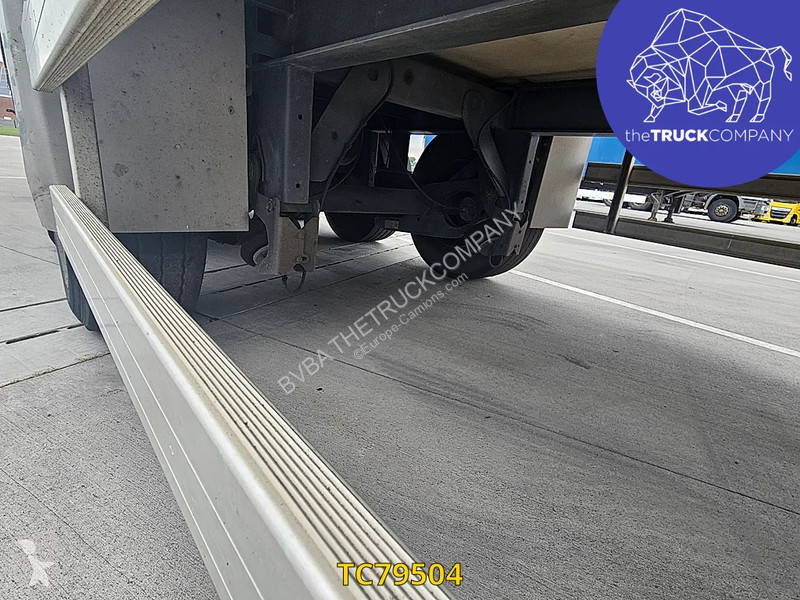 نصف مقطورة Chereau