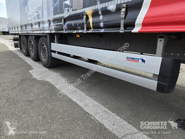 نصف مقطورة Schmitz Cargobull Semitrailer...