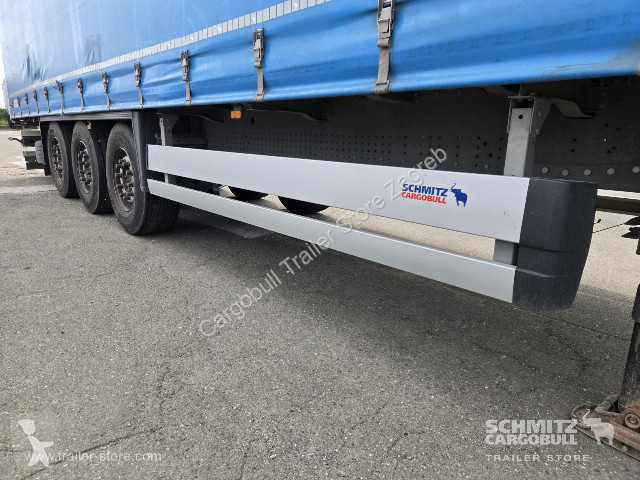 نصف مقطورة Schmitz Cargobull Semitrailer...