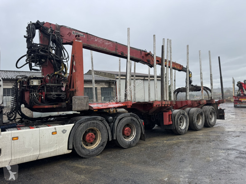 شاحنة مفصلية Scania