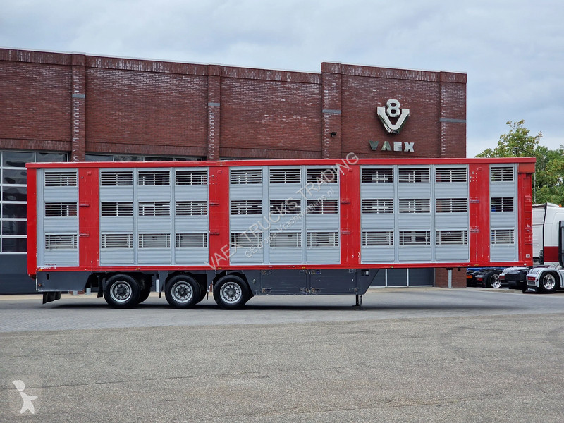 نصف مقطورة Finkl 3 deck - lift- water - vans -...