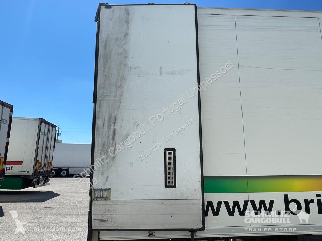 نصف مقطورة Schmitz Cargobull Semitrailer Reefer...