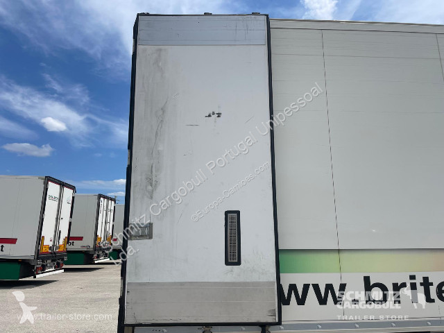 نصف مقطورة Schmitz Cargobull Semitrailer Reefer...