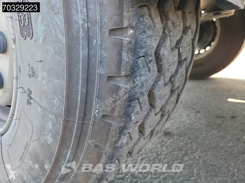 نصف مقطورة Schmitz Cargobull SCB*S3D Lift Axle...