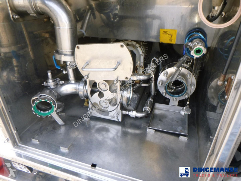 نصف مقطورة Van Hool Food tank inox 28 m3 / 1 comp