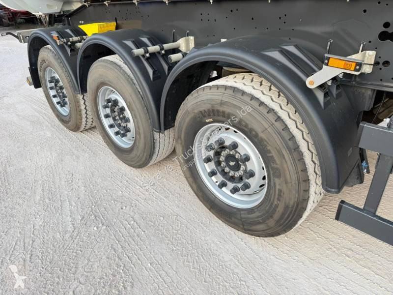 نصف مقطورة Schmitz Cargobull
