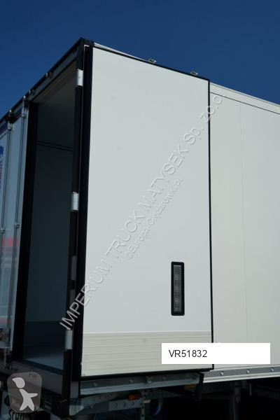 نصف مقطورة Schmitz Cargobull