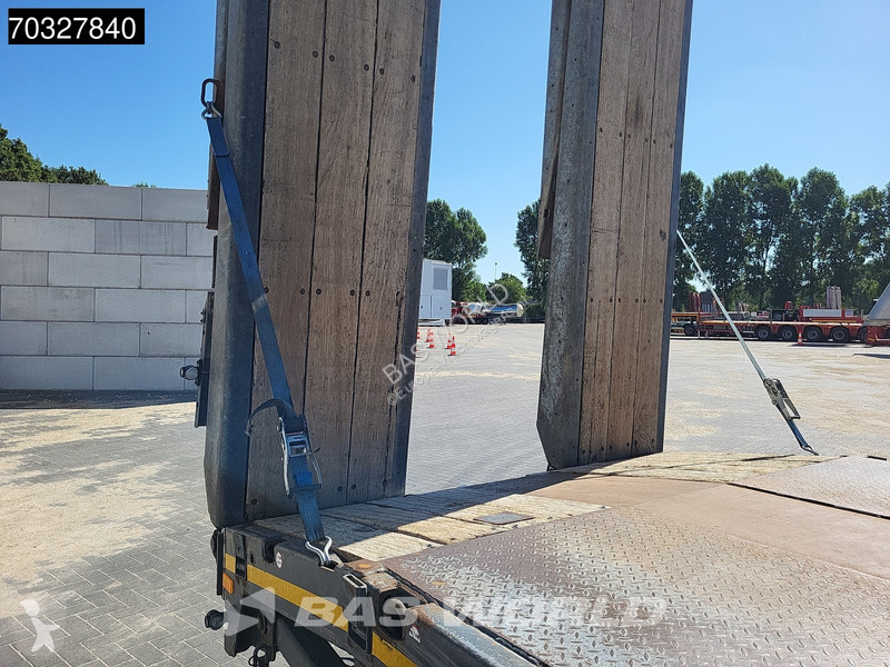 نصف مقطورة Faymonville MAX 100 Steering Axle Ramps