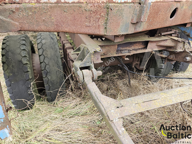 Полуприцеп  8328