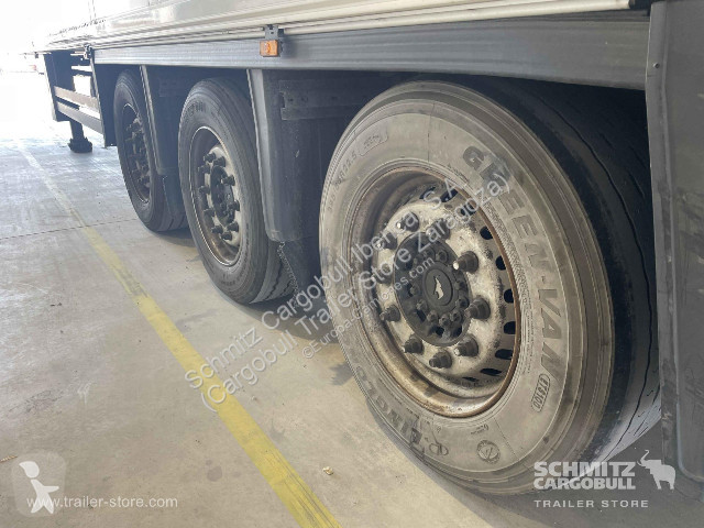 نصف مقطورة Schmitz Cargobull Reefer Standard