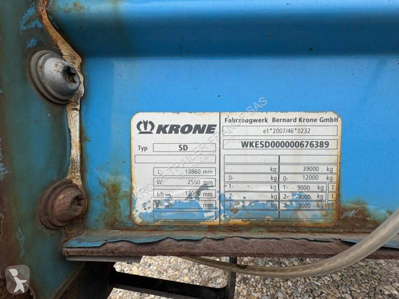 نصف مقطورة Krone
