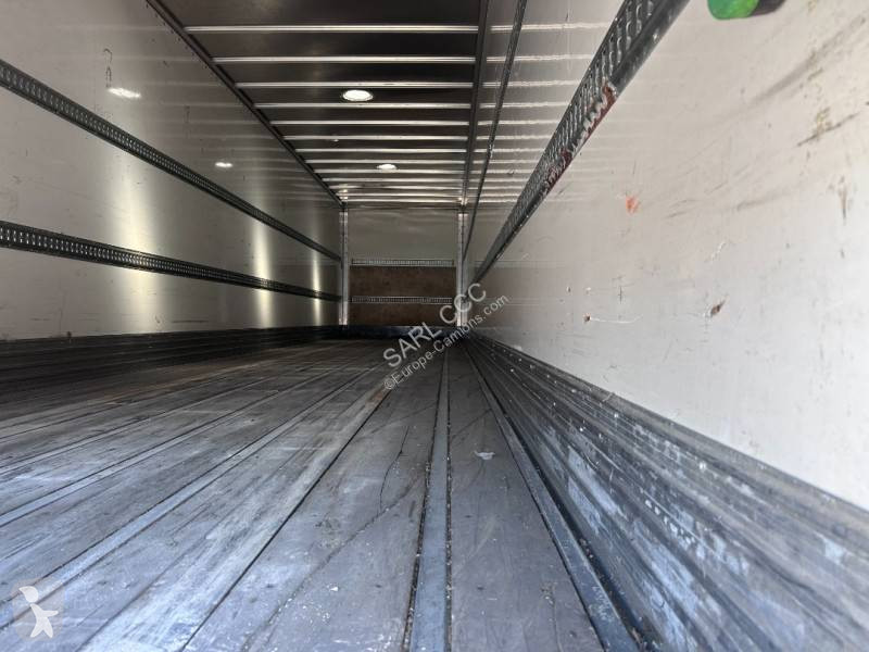 Semi remorque Fruehauf EP-176-LR essieu...