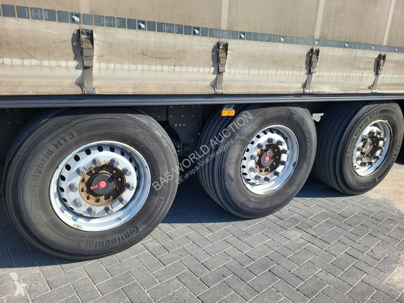 Semirremolque Schmitz Cargobull SCB*S3T