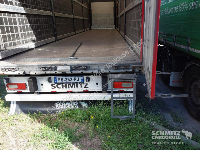 Полуприцеп Schmitz Cargobull Semitrailer...