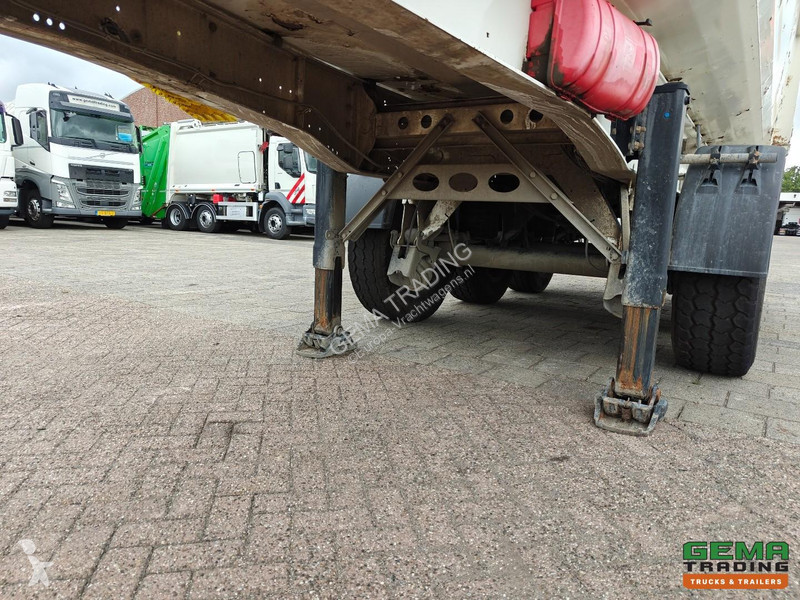 Полуприцеп Schmitz Cargobull SGF*S3 24m³ -...