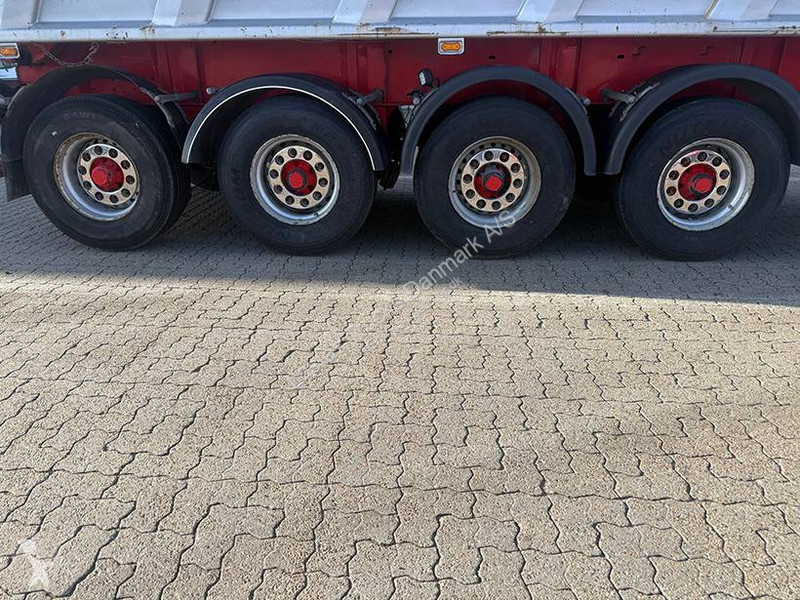 Полуприцеп  4 axle Hardox Tipper / 4 achse...