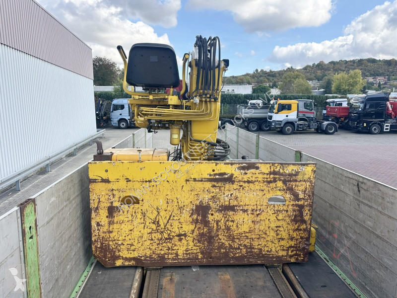 Baustoff-Auflieger mit Rollkran Kennis 14R...