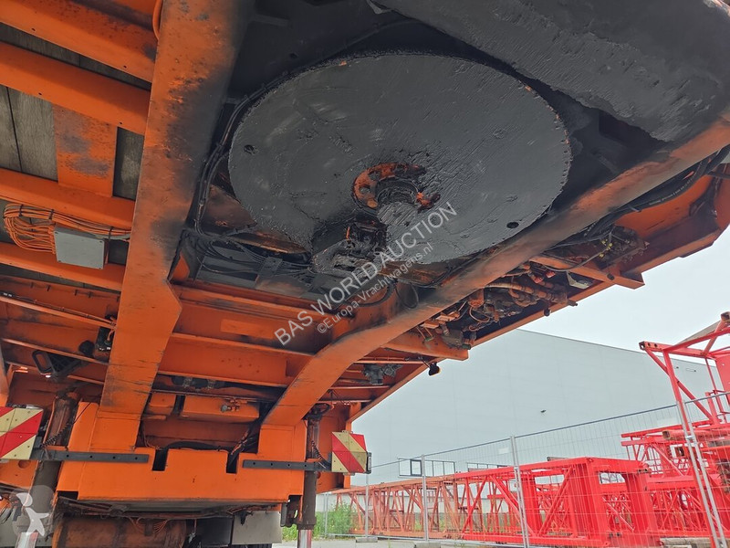 Полуприцеп Goldhofer STZ-L6-67/80A