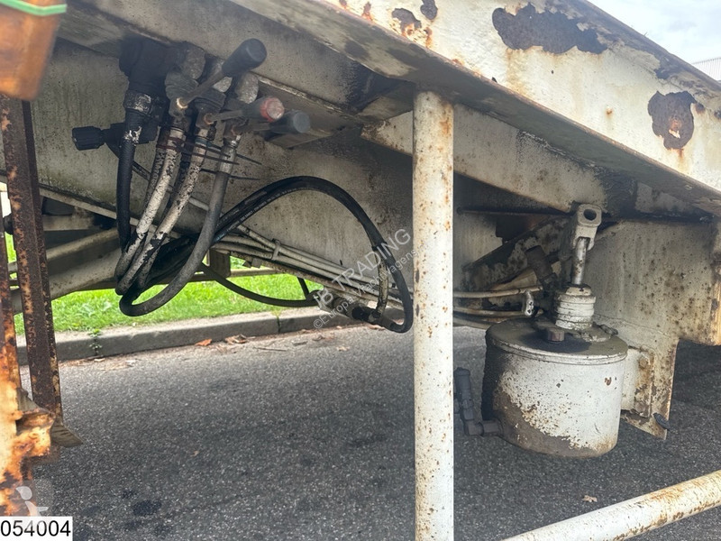 Semirremolque ACTM Lowbed Hydro, Steel suspension