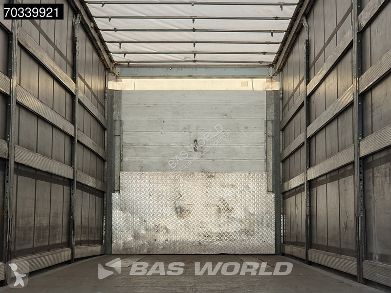 Schmitz Cargobull SCB*S3T 3 axles Sliding roof...