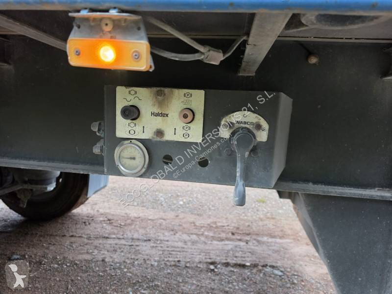 Sættevogn Fruehauf T34C con laterales abatibles...