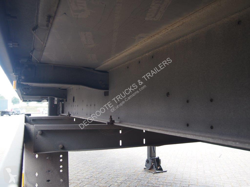 Semiremorca Schmitz Cargobull Closed box
