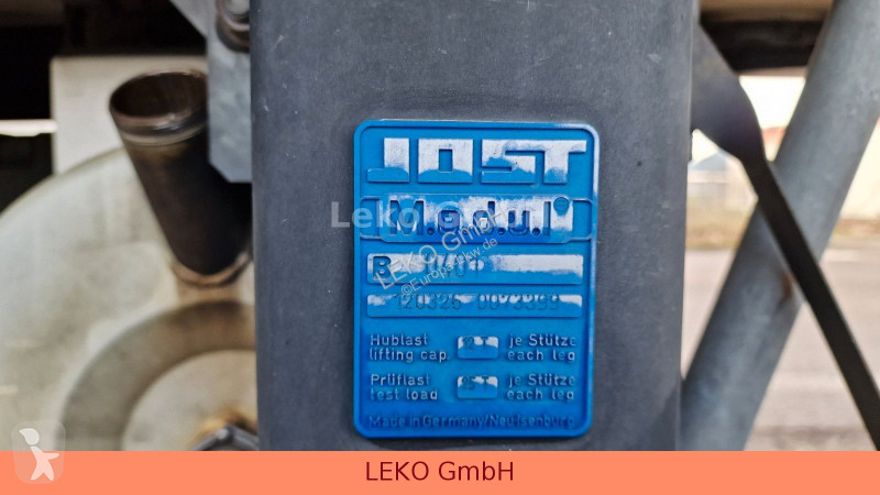 نصف مقطورة Fruehauf Frigo Semi 38T Vector...