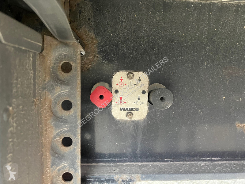 Semitrailer Kässbohrer Tautliner