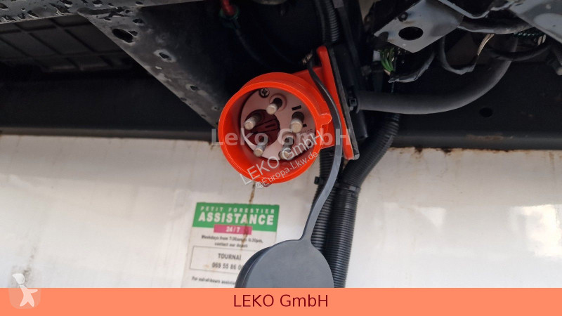 نصف مقطورة Fruehauf FRIGO SEMI 39T Vector...