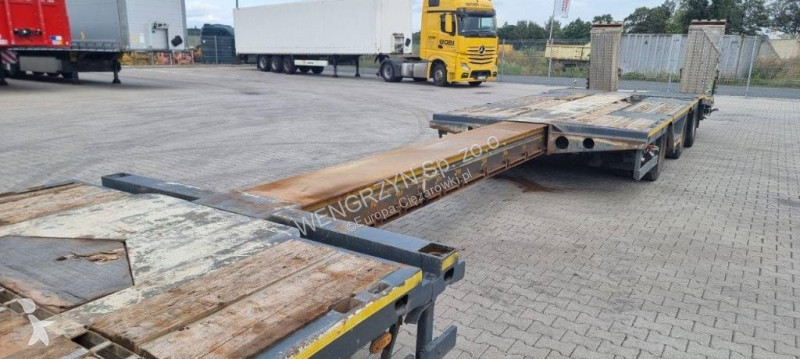 Semiremorca  Naczepa niskopodwoziowa 3 osiowa...