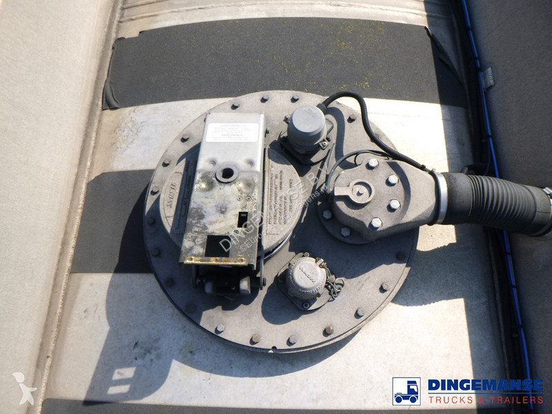 Semiremorca  Fuel tank alu 42.8 m3 / 6 comp + pump