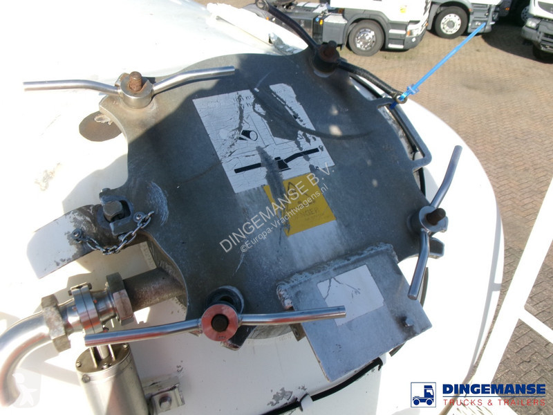 Semiremorca Feldbinder Powder tank alu 41 m3...