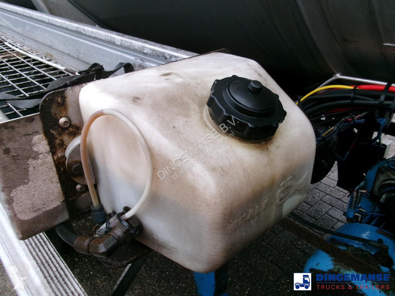 Félpótkocsi  Vacuum tank inox 30 m3 / 1 comp +...