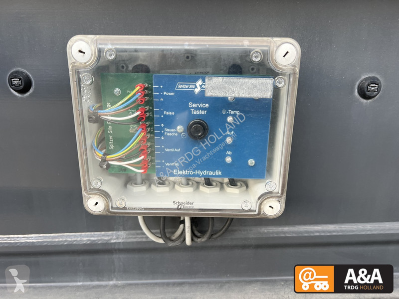 Semi reboque Spitzer SK 2760 CAL 60 CUB, 24...