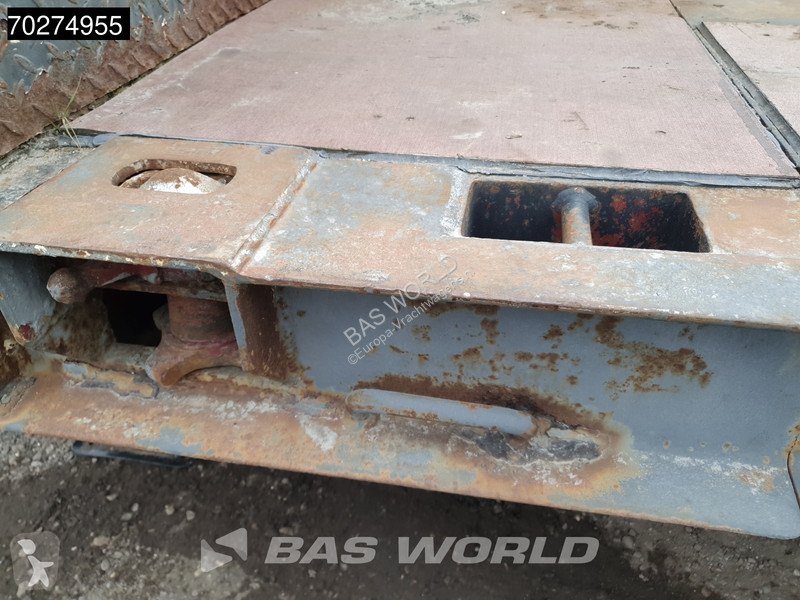 Semitrailer Goldhofer STZ-TL3029/80 3 axles...