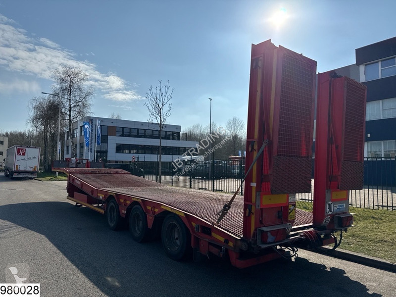 Semiremorca Verem Lowbed 45,000KG, Steering...