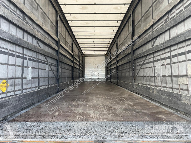 نصف مقطورة Schmitz Cargobull Semitrailer...