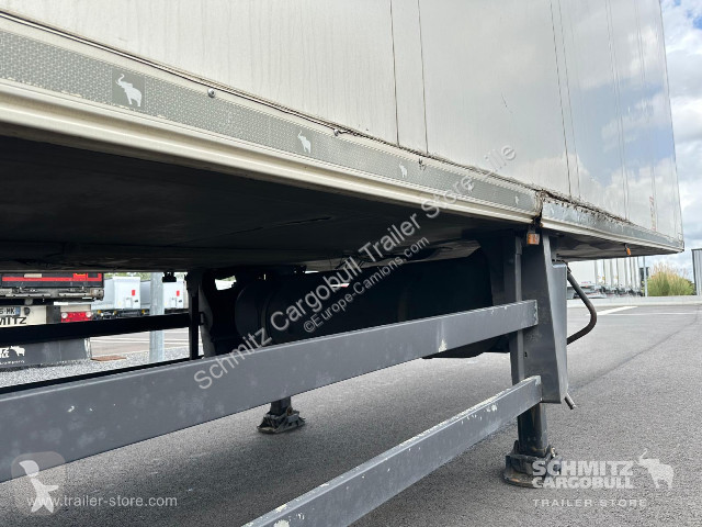 نصف مقطورة Schmitz Cargobull Semitrailer Reefer...