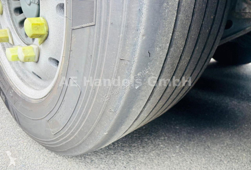 نصف مقطورة Rohr