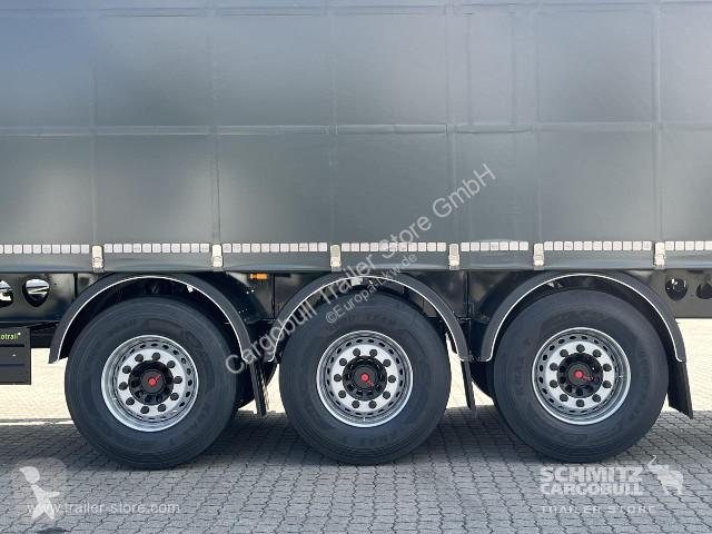 Semitrailer Berger Curtainsider Standard Getränke