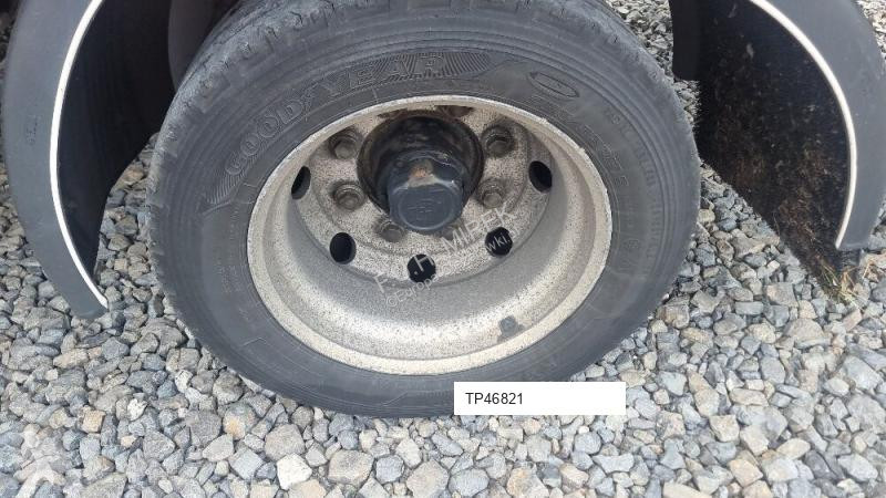 Semiremorca Tracon Uden