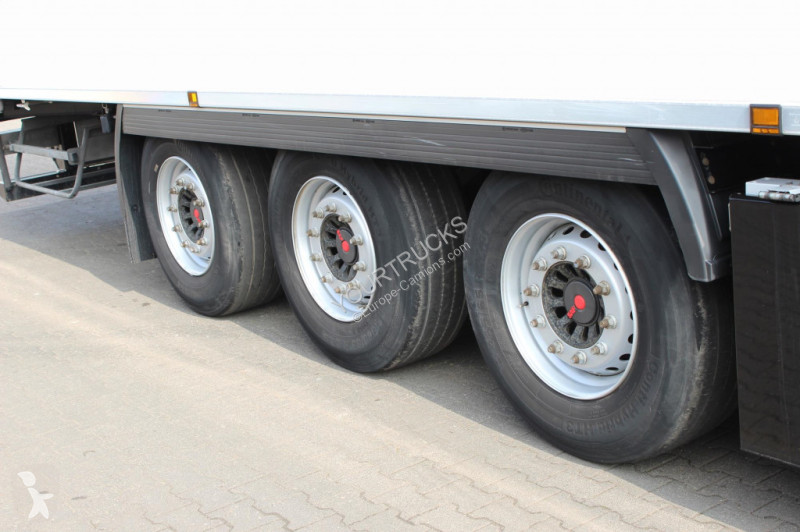 Semitrailer Chereau   Thermo King Advancer A400...