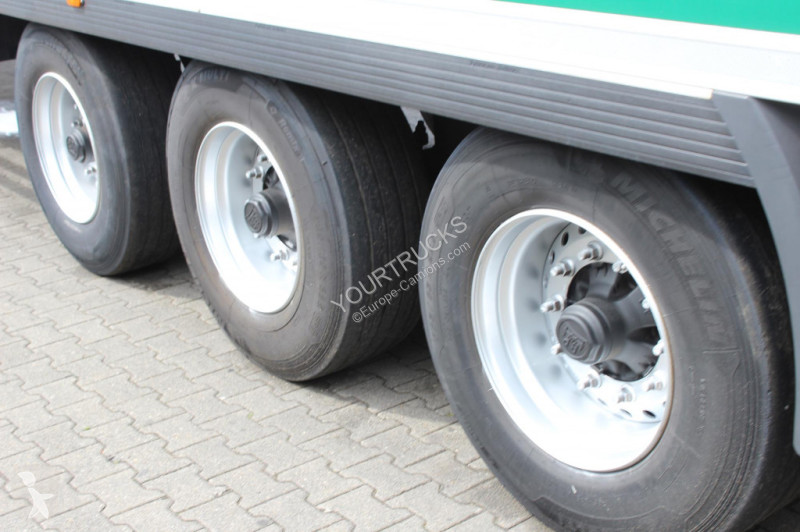 Semitrailer Lamberet   CV 1950Mt. 2,65h Bi...