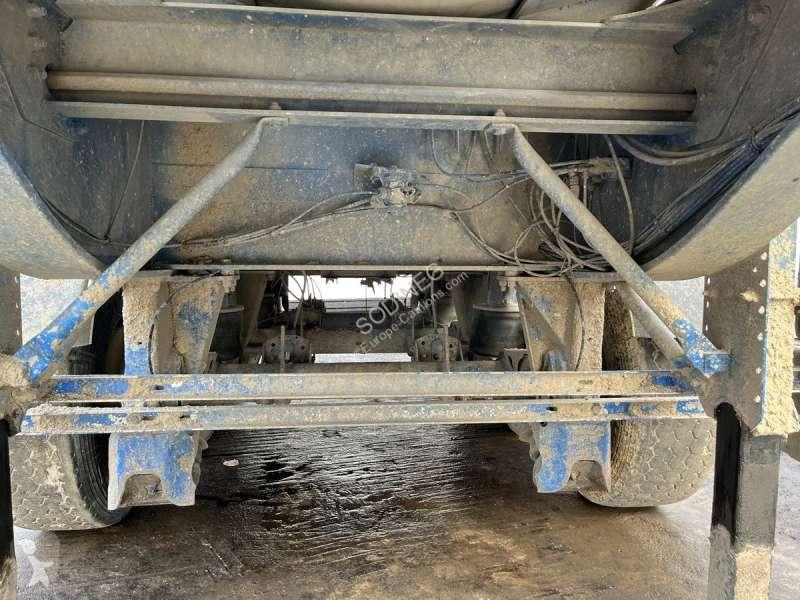 Semitrailer Benalu  3 ESSIEUX
