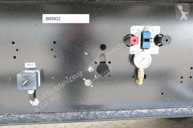 Semiremorca Mega Alu, 56m³, Kombitüren,...