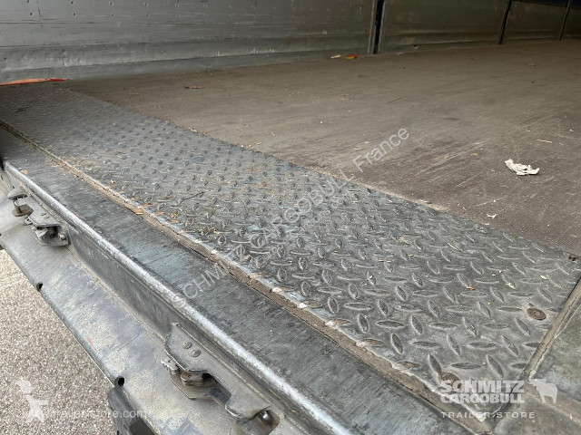 Semitrailer Schmitz Cargobull Semitrailer...