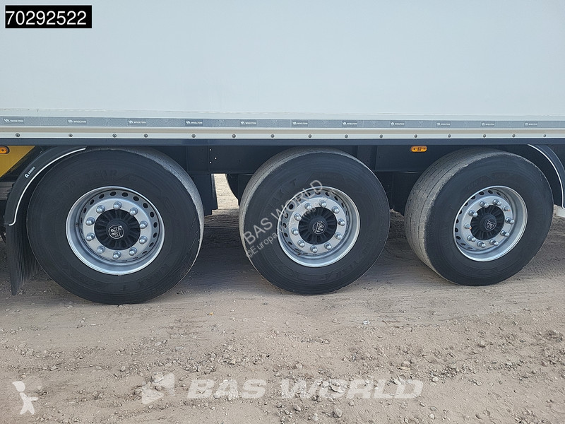 Semiremorca Wielton NS-3 Tailgate Lift Axle